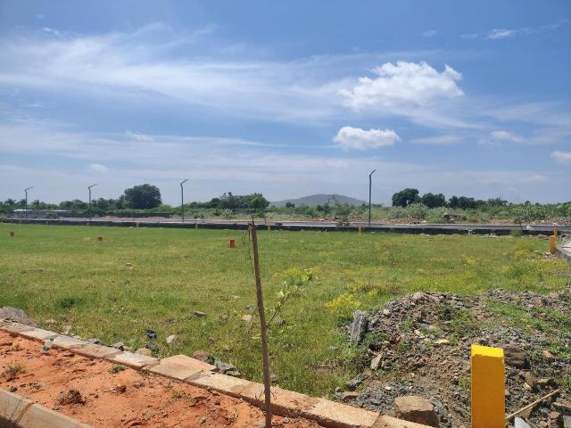 Residential Plot in Thiruvallur for resale Chennai. The reference number is 15886565