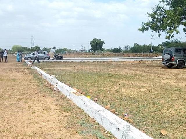 Residential Plot in Thiruvallur for resale Chennai. The reference number is 19739601