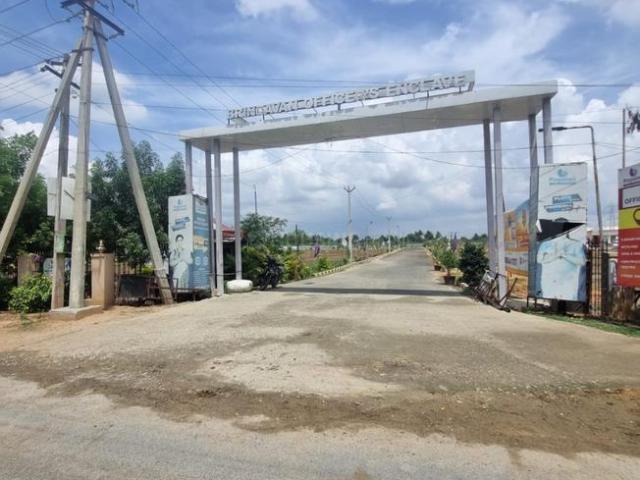Residential Plot in Thiruvallur for resale Chennai. The reference number is 20234155