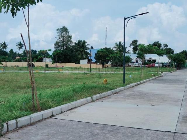 Residential Plot in Thiruvallur for resale Chennai. The reference number is 20451213