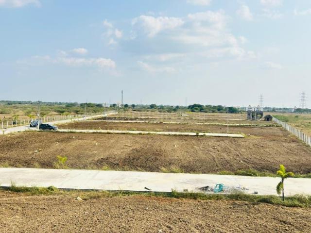 Residential Plot in Thiruvallur for resale Chennai. The reference number is 21081157