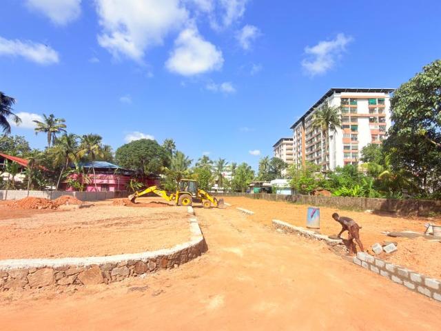 Residential Plot in Thrippunithura for resale Kochi. The reference number is 21323234