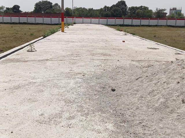 Residential Plot in Tikra for resale Kanpur. The reference number is 20977252