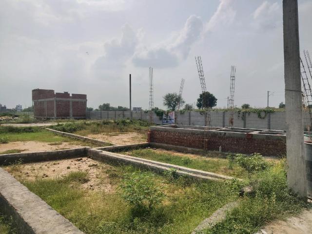 Residential Plot in Tilpata Karanwas for resale Greater Noida. The reference number is 20710056