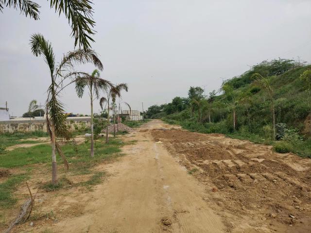 Residential Plot in Tilpata Karanwas for resale Greater Noida. The reference number is 20710139