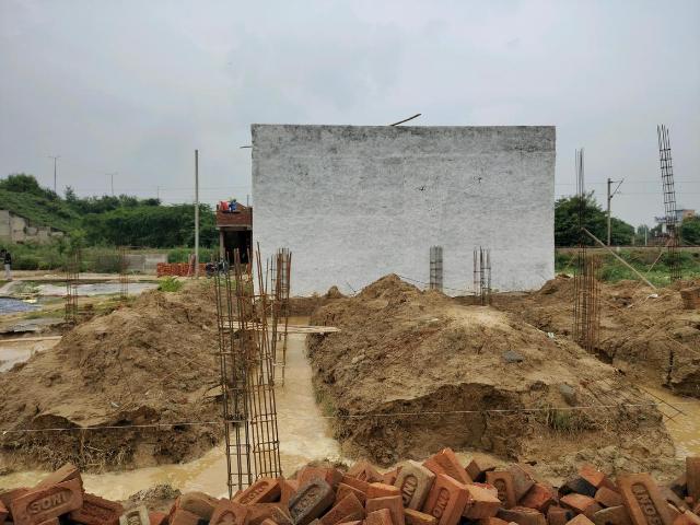 Residential Plot in Tilpata Karanwas for resale Greater Noida. The reference number is 20956898