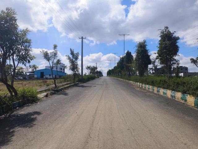 Residential Plot in Tippalam village for resale Hosur. The reference number is 19072259