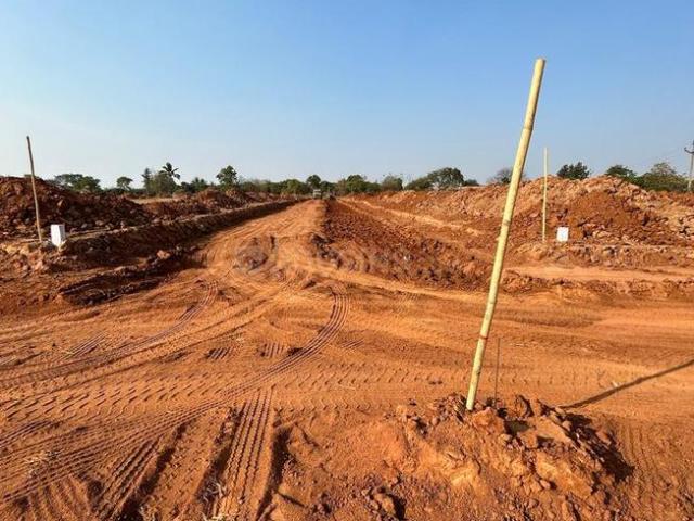 Residential Plot in Toopran for resale Hyderabad. The reference number is 19684988