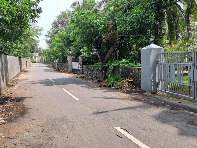 Residential Plot in Uthandi for resale Chennai. The reference number is 20825667