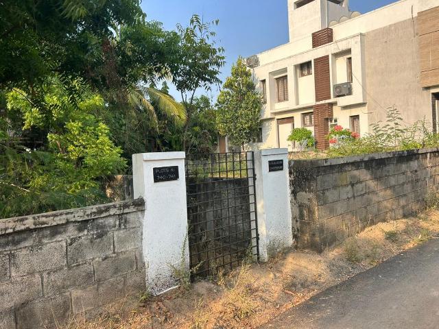 Residential Plot in Uthandi for resale Chennai. The reference number is 20910419