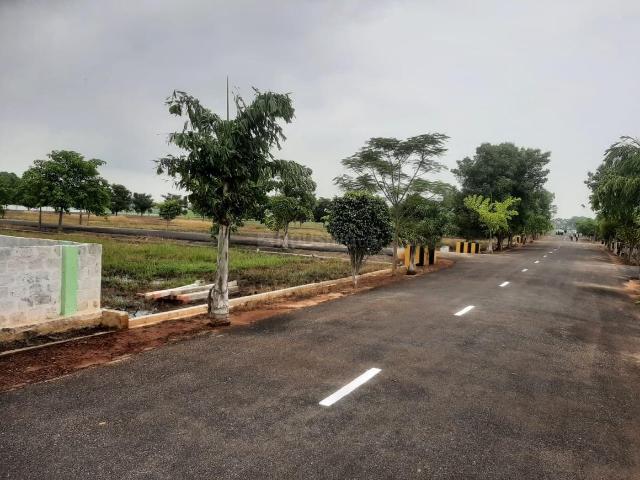 Residential Plot in Vuyyuru for resale Vijayawada. The reference number is 19302606