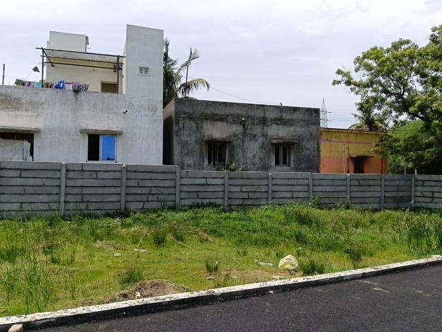 Residential Plot in Vadaperumbakkam for resale Chennai. The reference number is 21055203