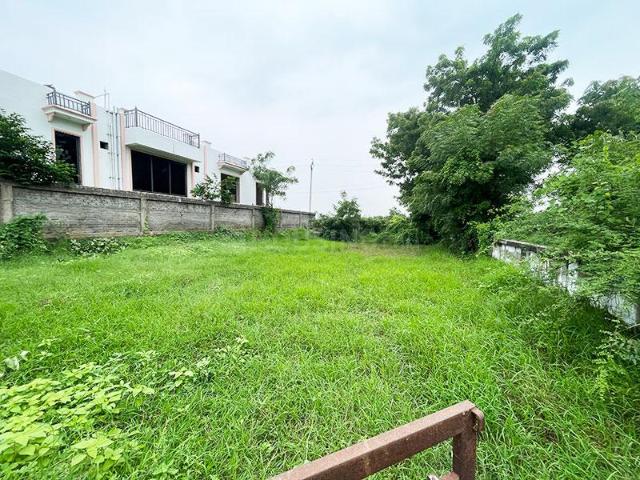 Residential Plot in Vadsar for resale Gandhinagar. The reference number is 20996404