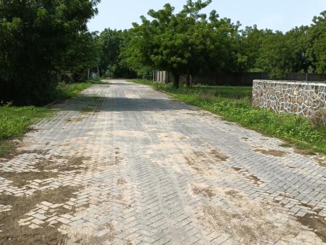 Residential Plot in Vaishno Devi Circle for resale Ahmedabad. The reference number is 21094446