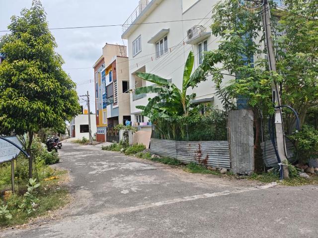 Residential Plot in Vandalur for resale Chennai. The reference number is 20997475