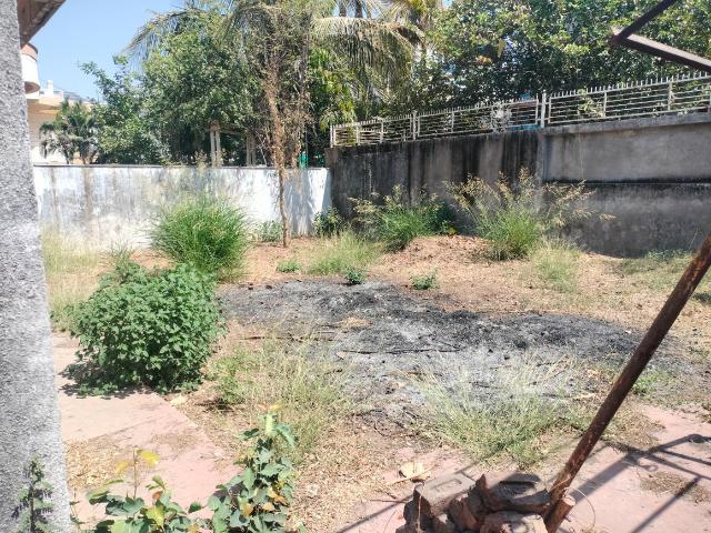 Residential Plot in Vasna for resale Vadodara. The reference number is 16212711