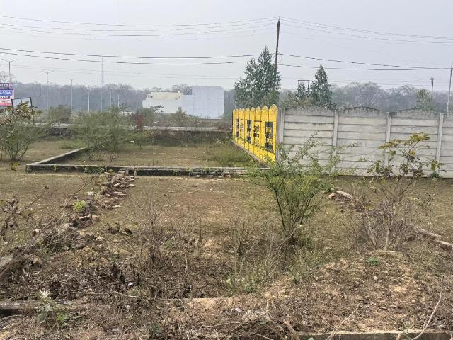 Residential Plot in Vasant Kunj for resale Lucknow. The reference number is 19404335