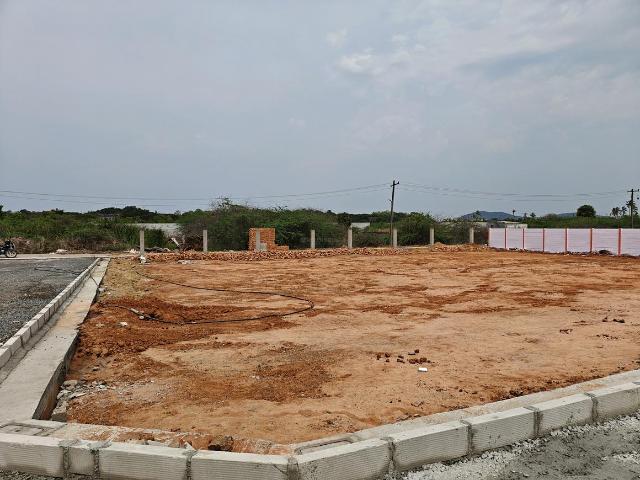 Residential Plot in Varadharajapuram for resale Chennai. The reference number is 20084439