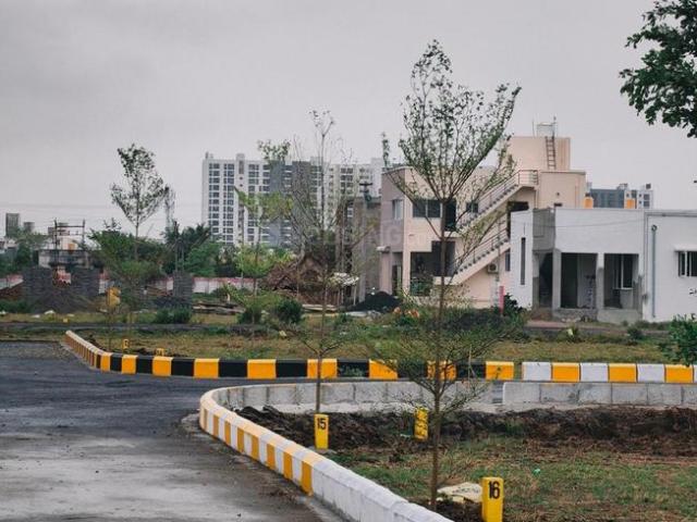 Residential Plot in Varadharajapuram for resale Chennai. The reference number is 21086709