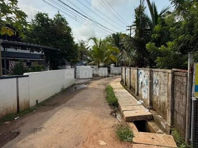 Residential Plot in Varapuzha for resale Kochi. The reference number is 20971011