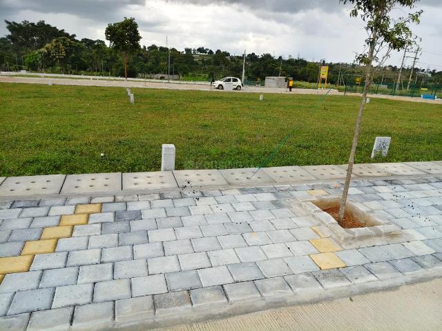 Residential Plot in Varuna for resale Mysore. The reference number is 18752055