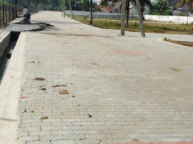 Residential Plot in Vellalapatti for resale Salem. The reference number is 20746075