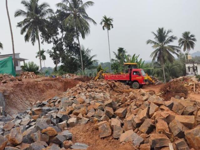 Residential Plot in Vellimadukunnu for resale Kozhikode. The reference number is 19494695