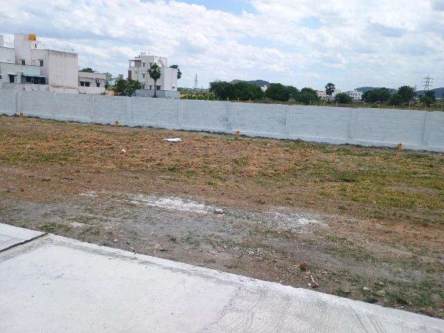 Residential Plot in Vengambakkam for resale Chennai. The reference number is 20416330