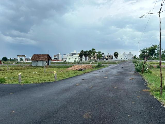 Residential Plot in Vengambakkam for resale Chennai. The reference number is 20916525