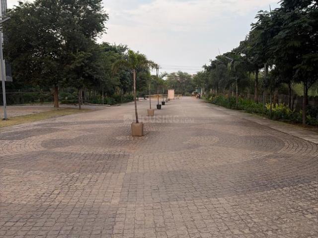 Residential Plot in Vidhan Sabha Road for resale Raipur. The reference number is 21136172