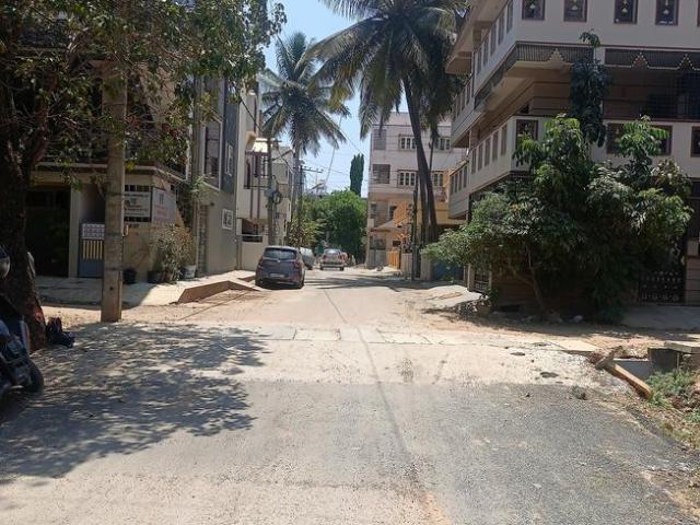 Residential Plot in Vidyaranyapura for resale Bengaluru. The reference number is 16782105