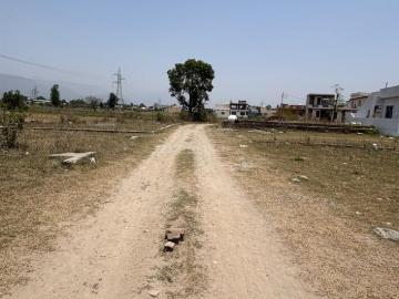 Residential Plot in Vikasnagar for resale Dehradun. The reference number is 20284410
