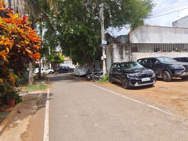 Residential Plot in Vijayanagar for resale Mysore. The reference number is 21045465