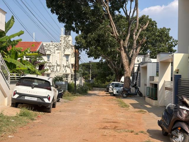 Residential Plot in Vijayanagar for resale Mysore. The reference number is 21326020