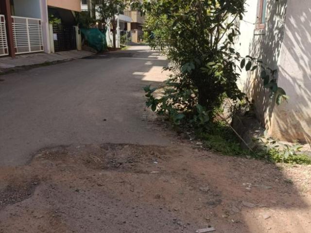 Residential Plot in Virupakshapura for resale Bengaluru. The reference number is 8049075