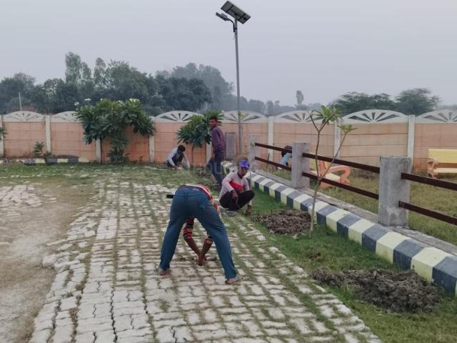 Residential Plot in Vrindavan Yojana for resale Lucknow. The reference number is 18869256