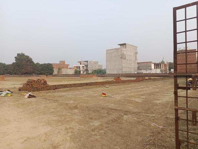 Residential Plot in Vrindavan Yojana for resale Lucknow. The reference number is 18883817