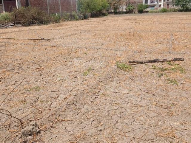 Residential Plot in Vrindavan Yojana for resale Lucknow. The reference number is 20155362