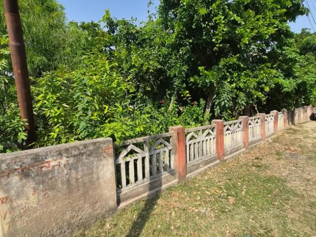 Residential Plot in Vrindavan Yojana for resale Lucknow. The reference number is 20479819