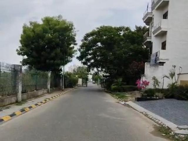 Residential Plot in Vrindavan Yojana for resale Lucknow. The reference number is 20672571
