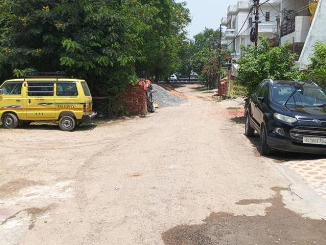 Residential Plot in Vrindavan Yojana for resale Lucknow. The reference number is 20685540
