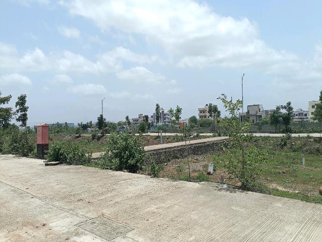 Residential Plot in Wagholi for resale Pune. The reference number is 20666172