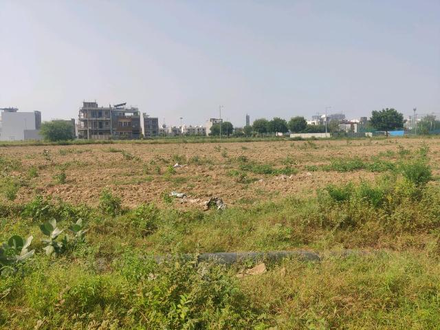 Residential Plot in Wave City for resale Ghaziabad. The reference number is 16863343