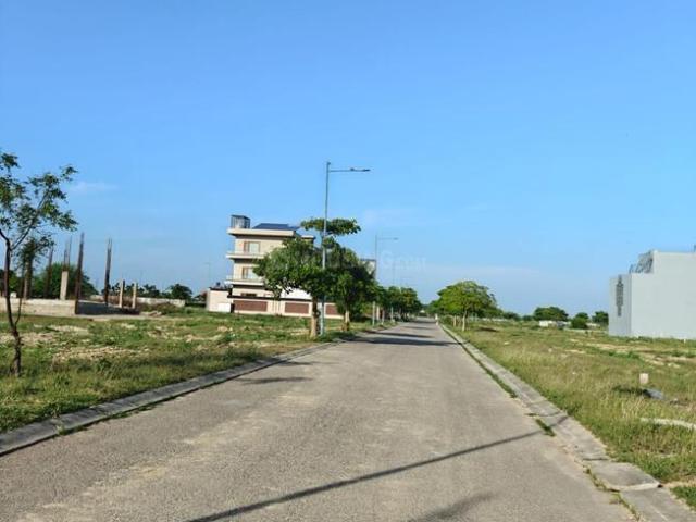 Residential Plot in Wave City for resale Ghaziabad. The reference number is 20872361