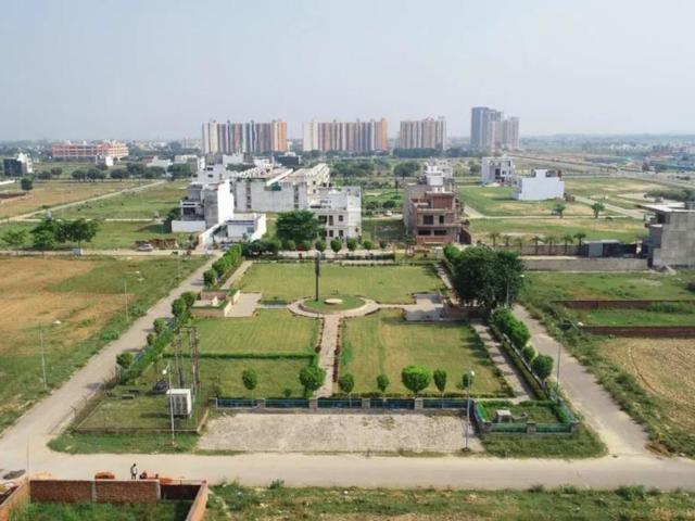 Residential Plot in Wave City for resale Ghaziabad. The reference number is 20929623