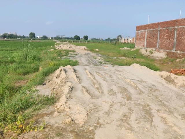 Residential Plot in Wave City for resale Ghaziabad. The reference number is 21076100
