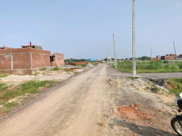 Residential Plot in Wave City for resale Ghaziabad. The reference number is 21076106