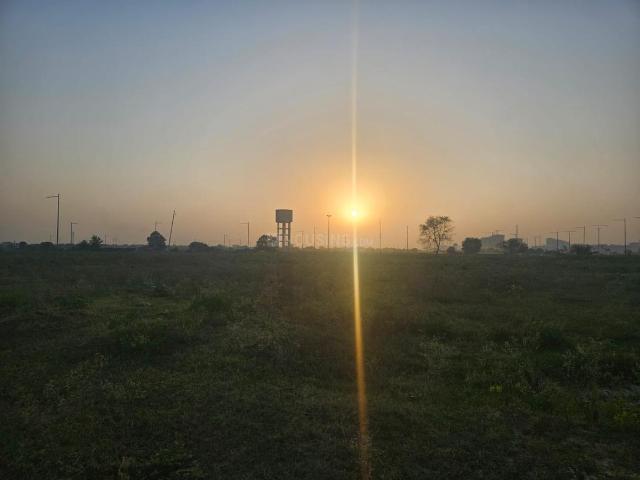 Residential Plot in Wave City for resale Ghaziabad. The reference number is 21317417