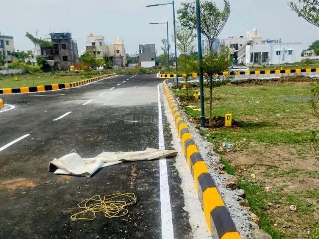 Residential Plot in West Tambaram for resale Chennai. The reference number is 20489318
