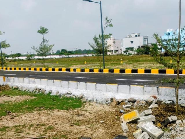 Residential Plot in West Tambaram for resale Chennai. The reference number is 20489682